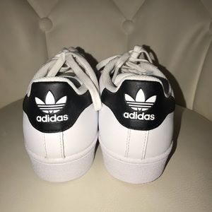 Adidas superstar